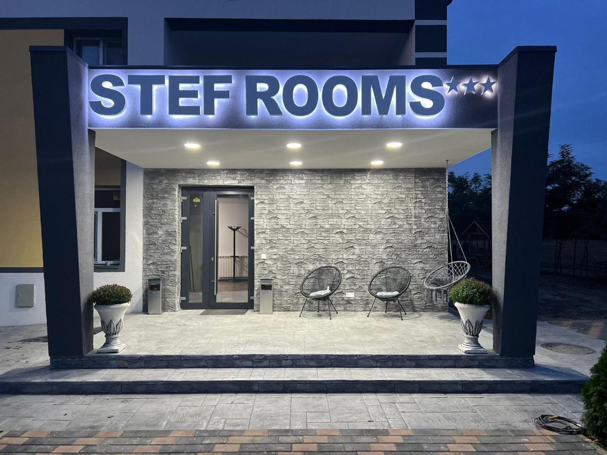 Stef Rooms Tirgu Frumos Exterior foto